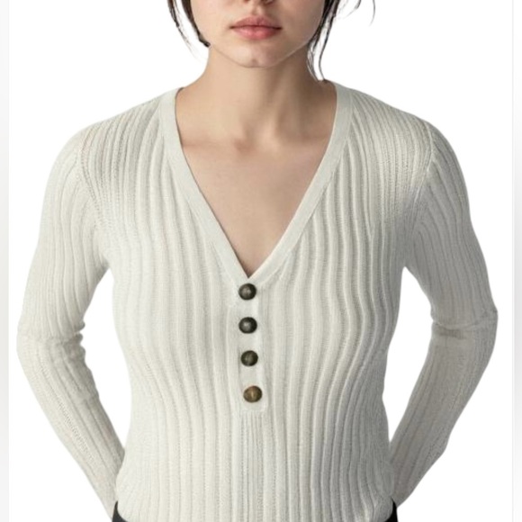 Forever 21 Tops - Forever 21 White Knit Top